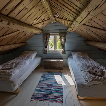 Cozy With Stunning View Dağ evi Alstad (Nordland)